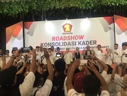 Gerindra All Out! Siap Menangkan Syakur-Putri dan Dedi-Erwan di Pilkada dan Pilgub Jabar 2024, Lemakan Dukungan Silahkan Keluar!