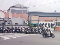 Parkir Liar di Perkotaan Garut Semakin Menjamur