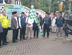435 Calon Haji Asal Garut Dilepas ke Tanah Suci, Doa dan Isak Tangis Iringi Keberangkatan