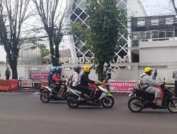 Disdamkar dan Dishub Garut Atur Lalu Lintas di Jalur Rawan Kecelakaan RSUD dr. Slamet